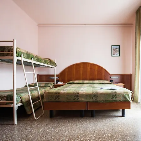 فندق Lorenzo سيلي ليجور