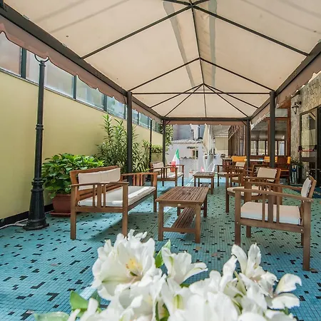 Hotel Lorenzo 3*
