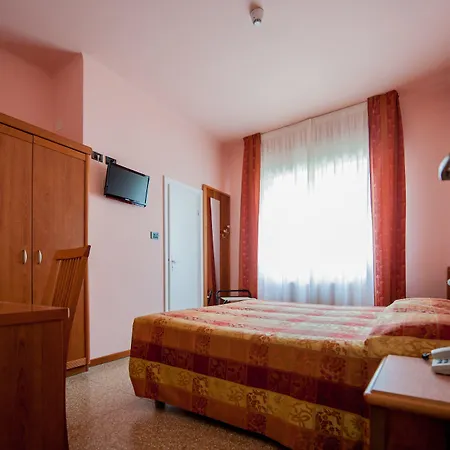 Lorenzo Hotel Celle Ligure