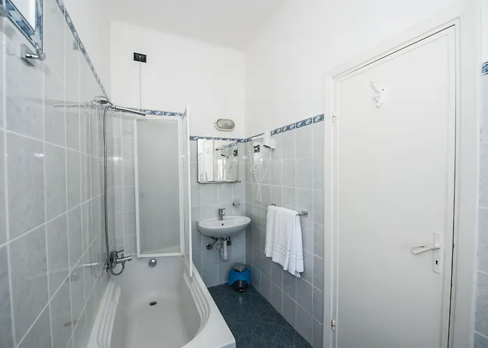 Lorenzo 3* Celle Ligure