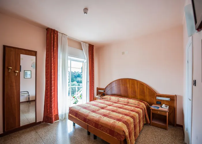 Lorenzo Hotel Celle Ligure